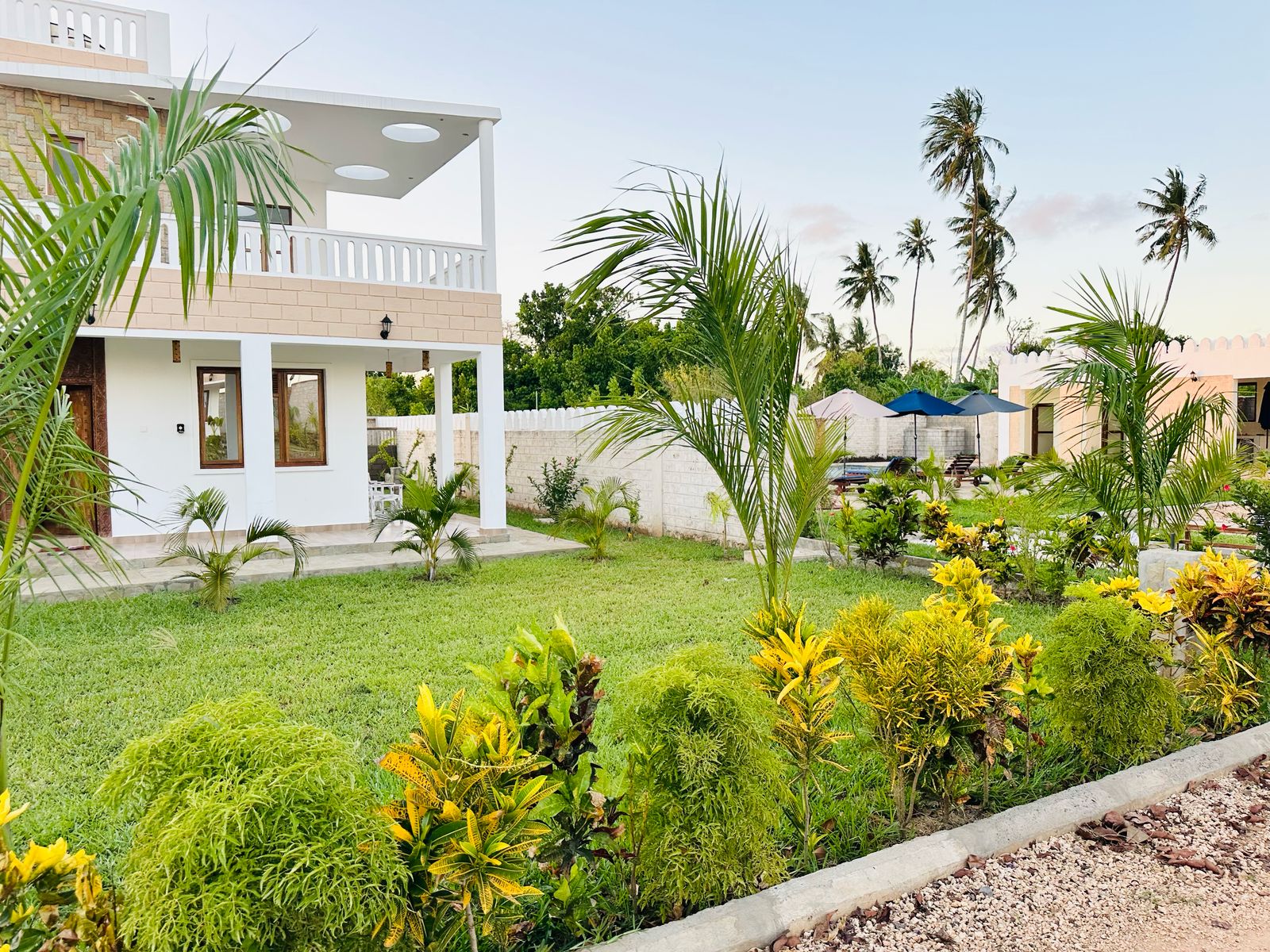 Beachfront Villa Image 2